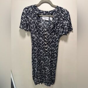 Vintage Caroline Wells Navy and White Floral Pearl-Button Midi Dress